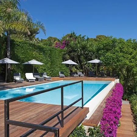 With Private Pool In Roquebrune-cap-martin * Mentona